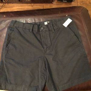 Gap 7 inch shorts - Navy. Size 33 inch